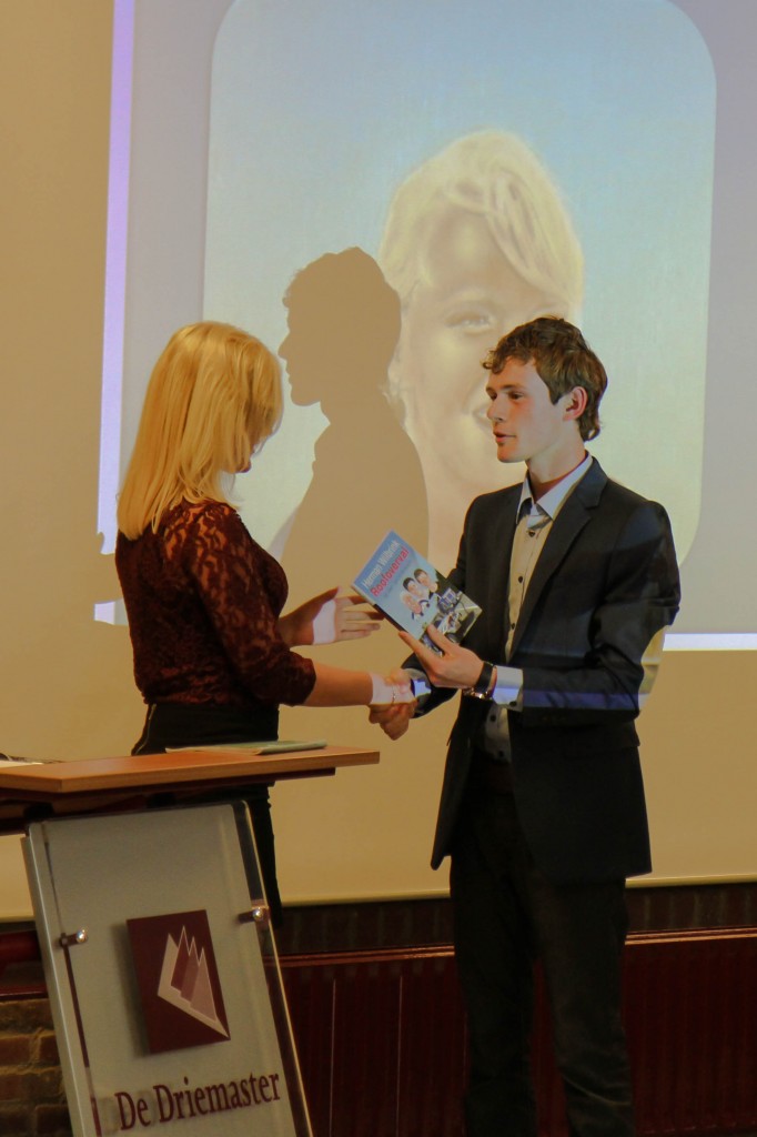 Boekoverhandiging Roofoverval op een geldtransport