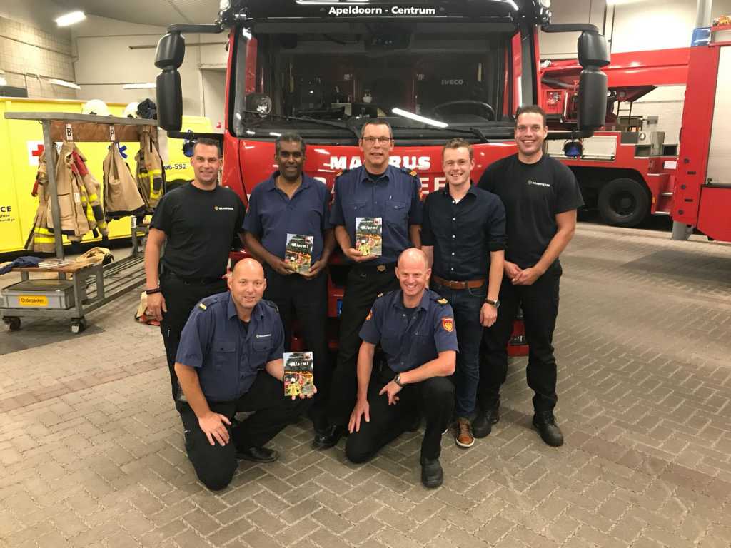 Overhandiging Alarm!